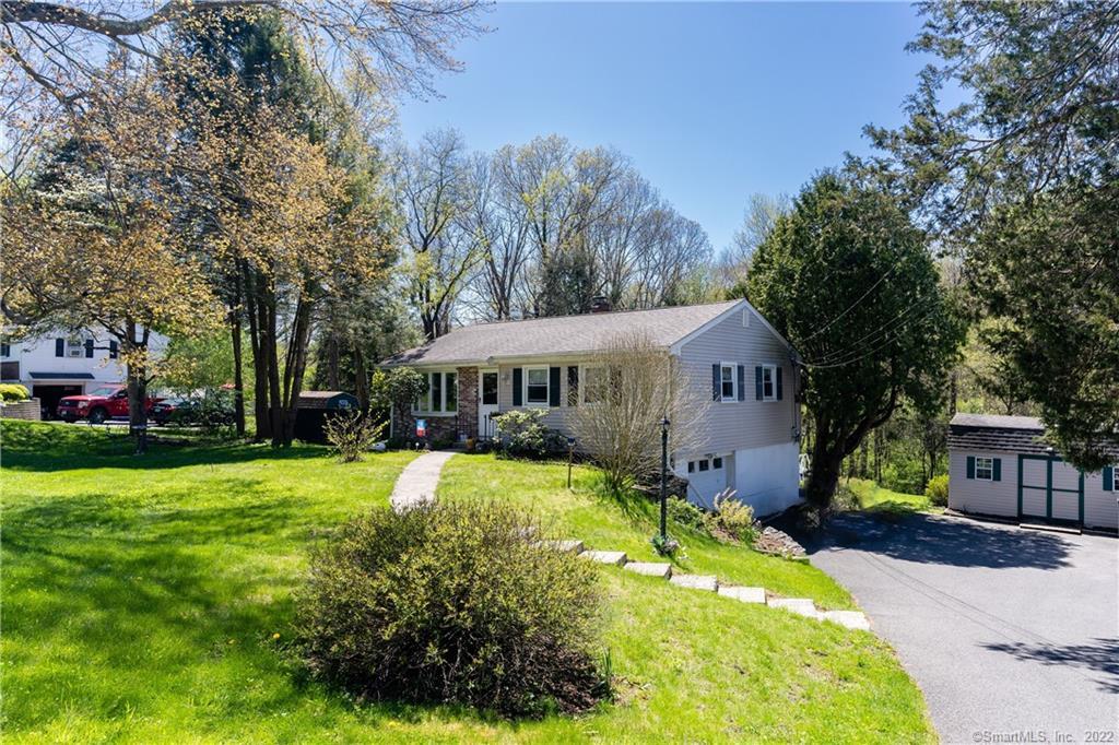 144 Lone Oak