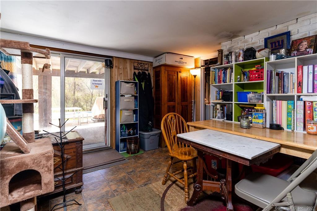 144 Lone Oak