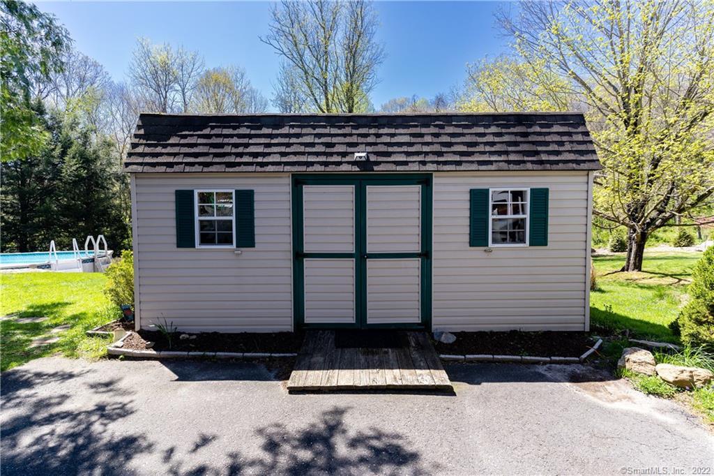 144 Lone Oak