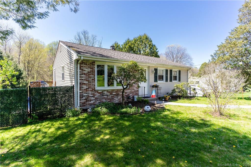 144 Lone Oak