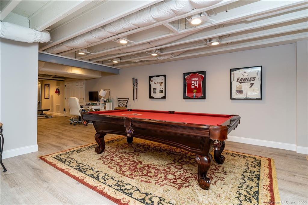 63 Hawleyville