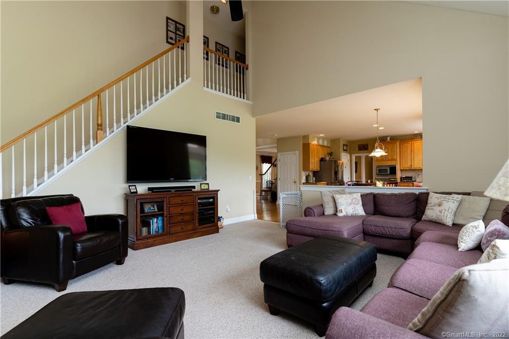 63 Hawleyville
