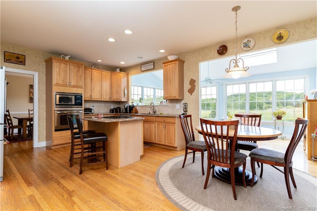 63 Hawleyville