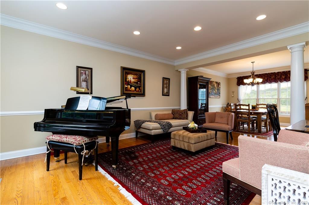 63 Hawleyville