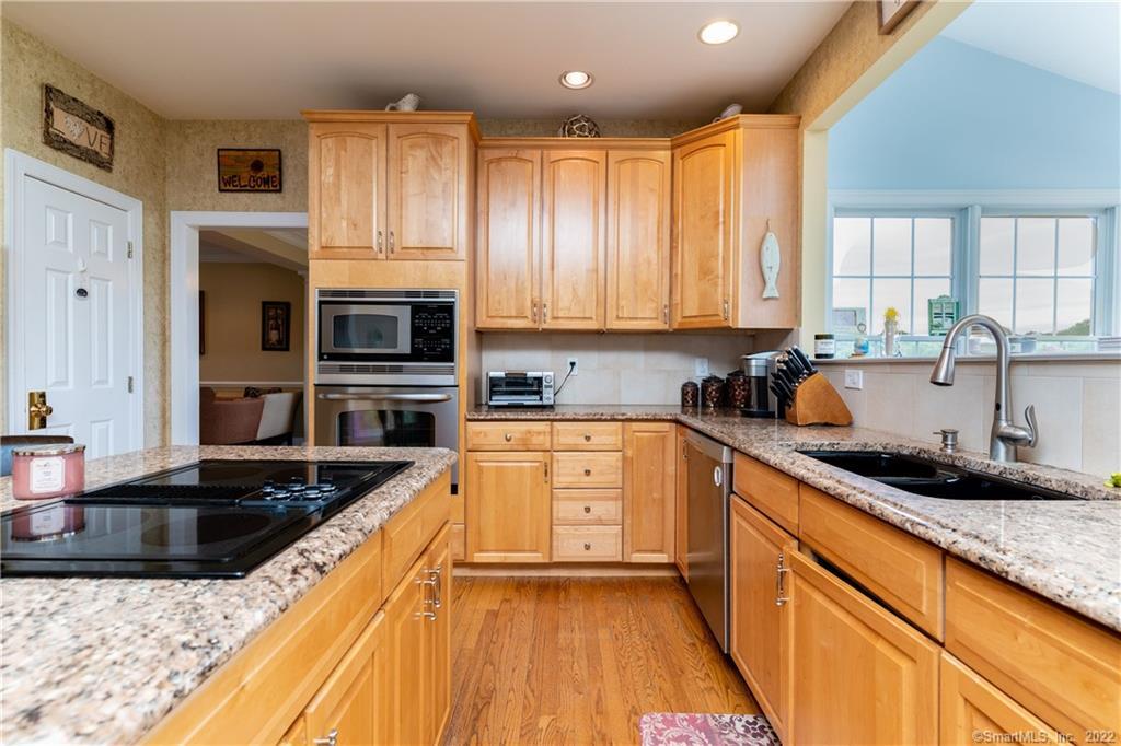 63 Hawleyville