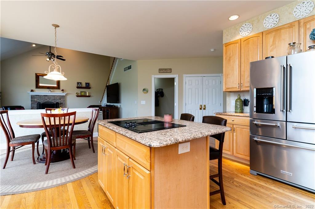 63 Hawleyville