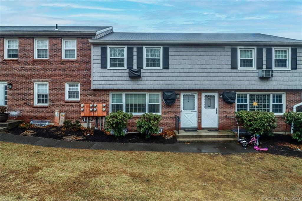 114 Old Farms Unit: 114
