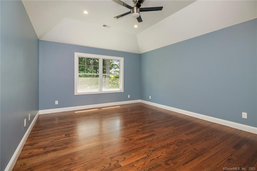 58 Chestnut Land