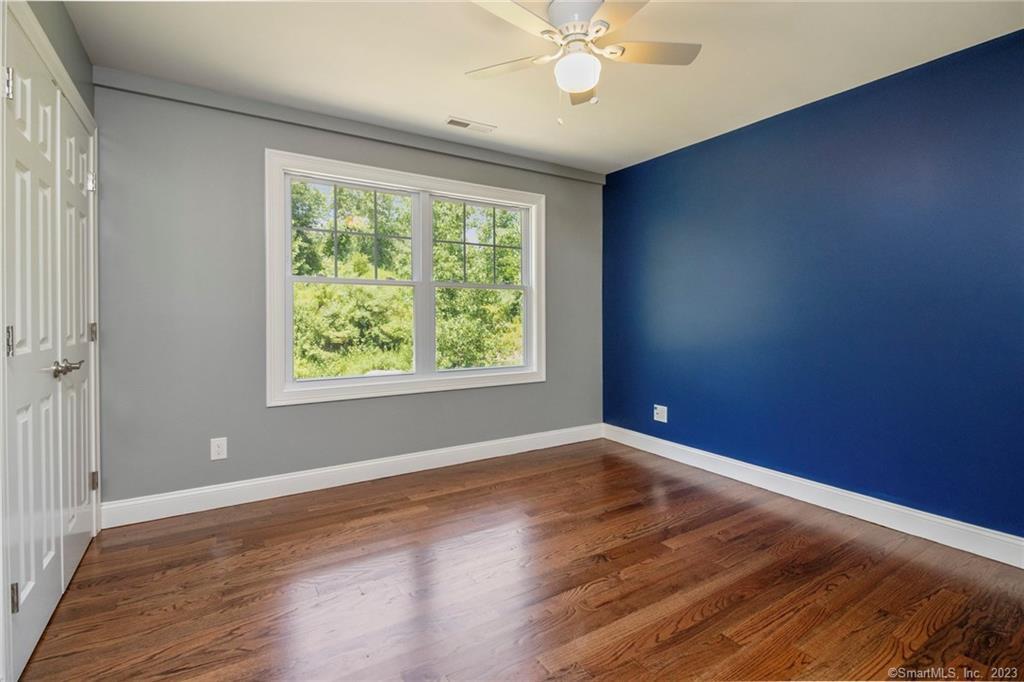 58 Chestnut Land