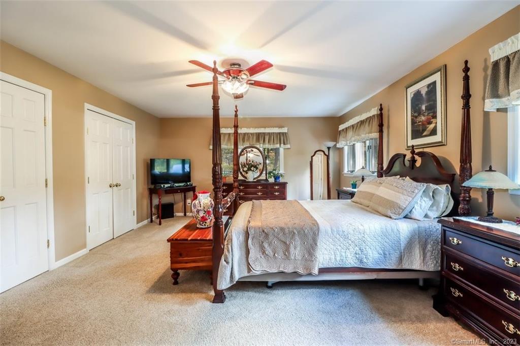 12 Valley View