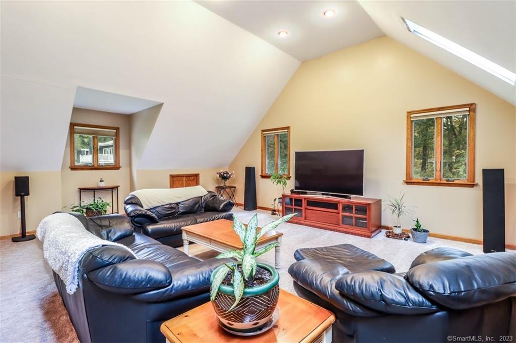 12 Valley View