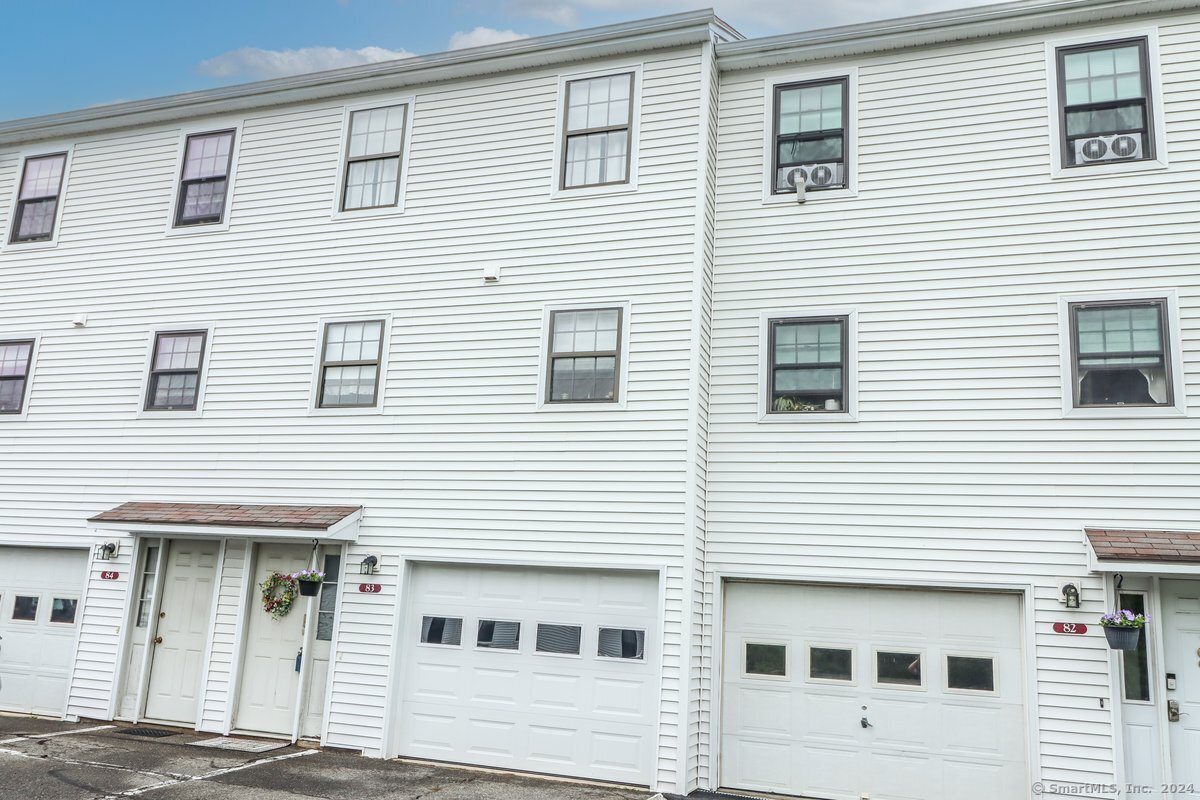 83 Aspetuck Village 83