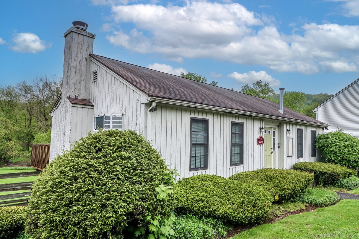83 Aspetuck Village 83
