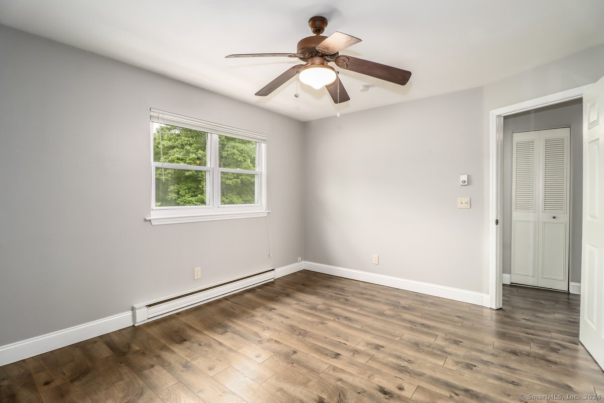 38 Sunny Valley Road APT 11