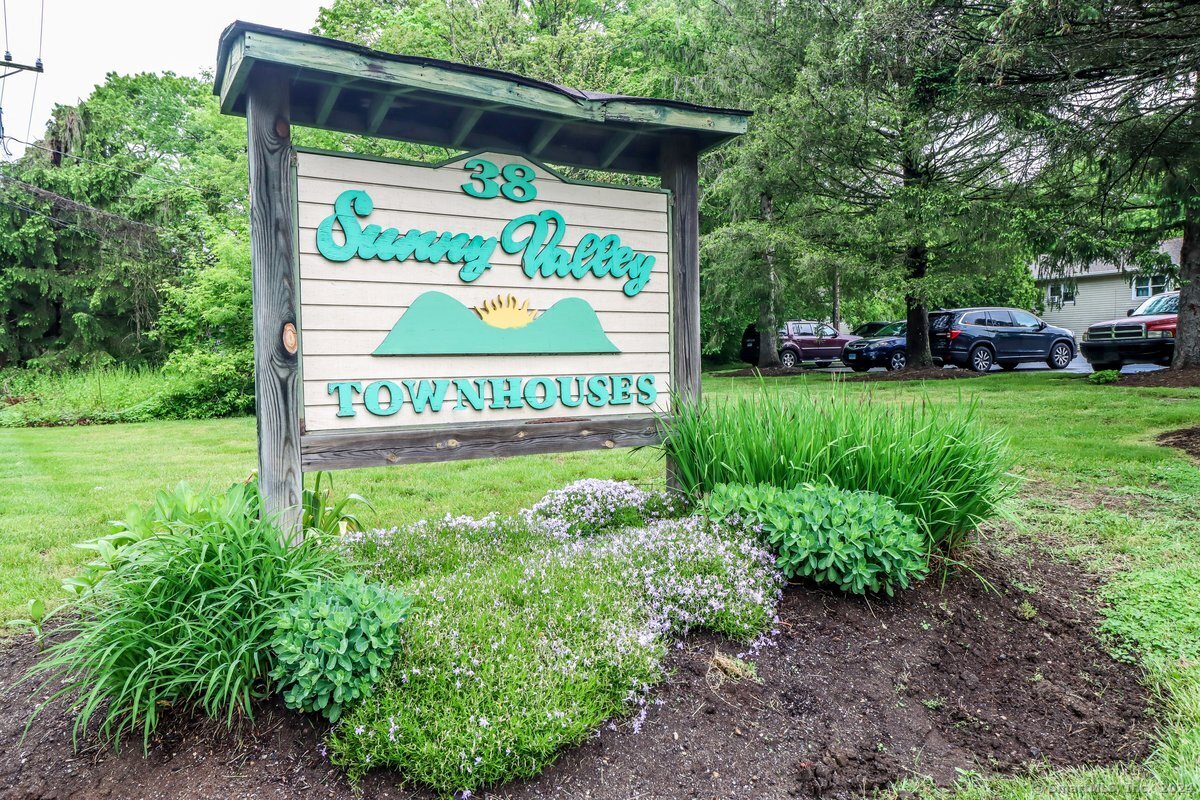 38 Sunny Valley Road APT 11