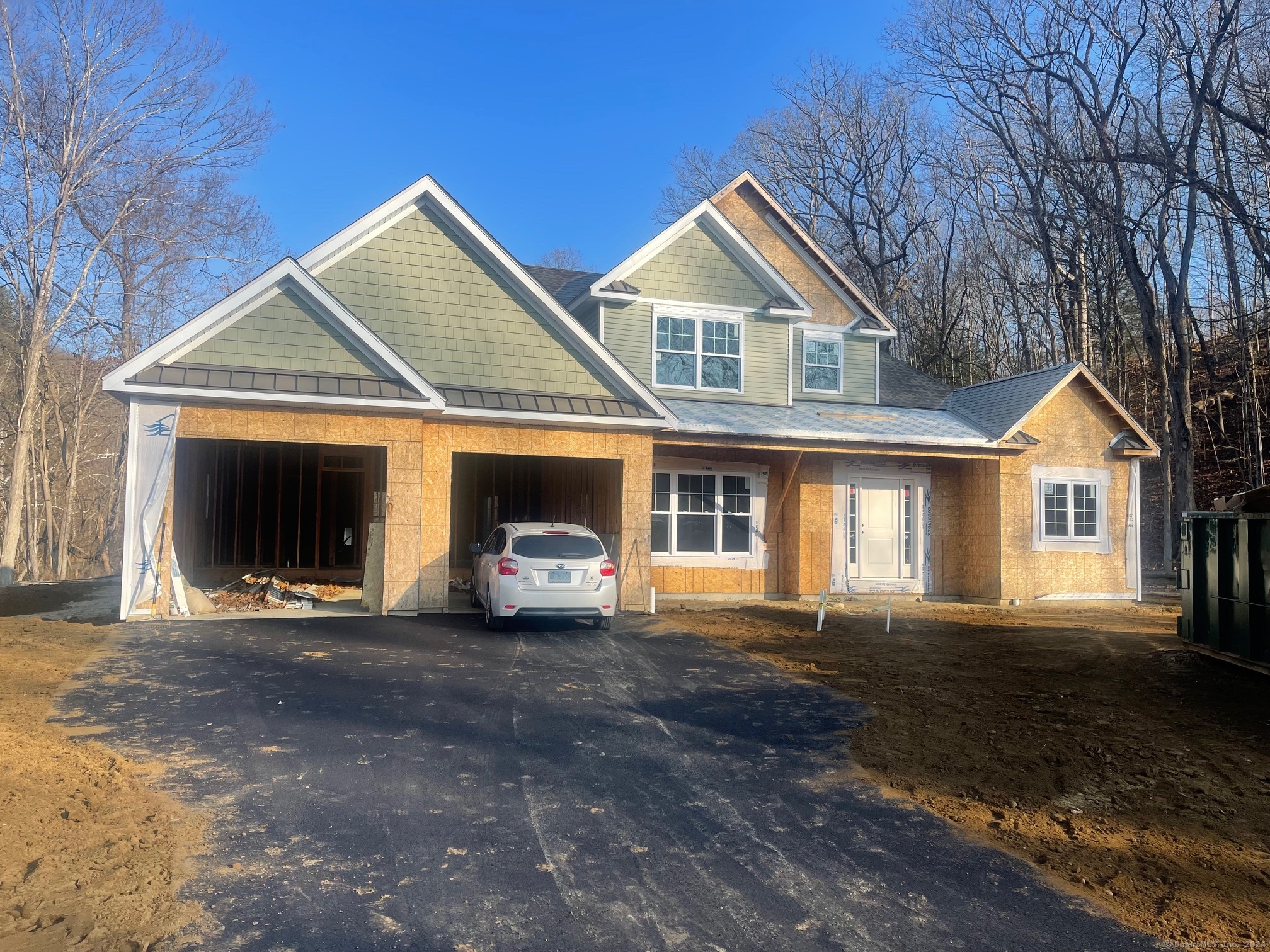 11 Tall Oaks Drive 11