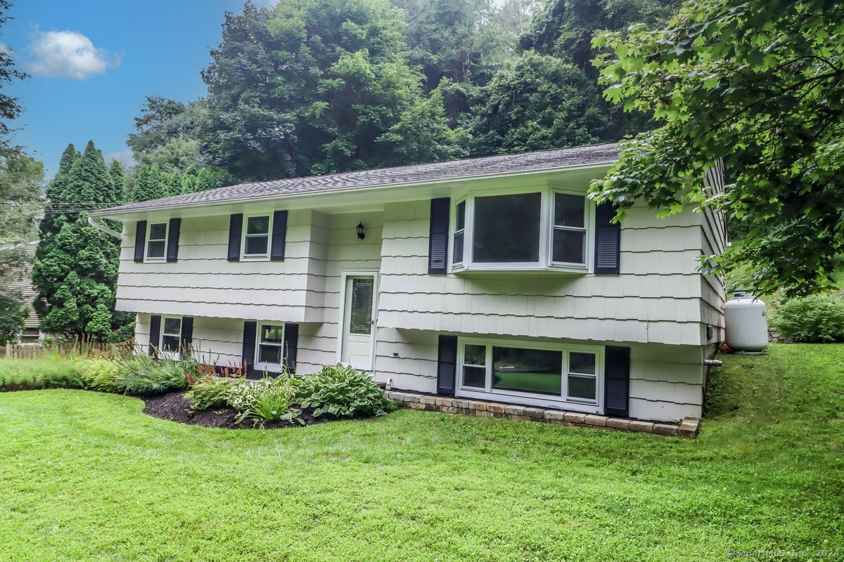 116 Perry Drive