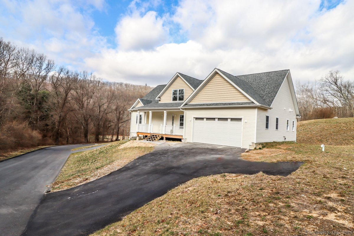 8 Tall Oaks Drive 8