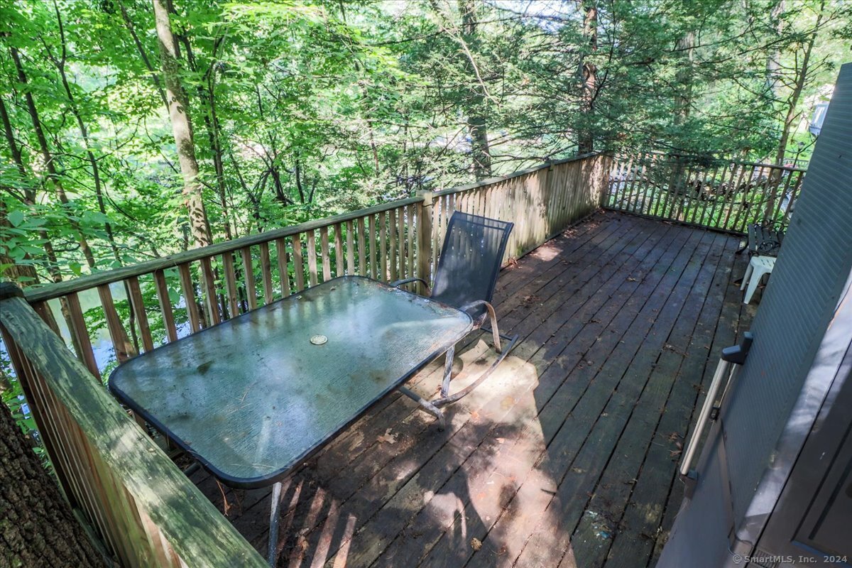 9 Hillside Drive