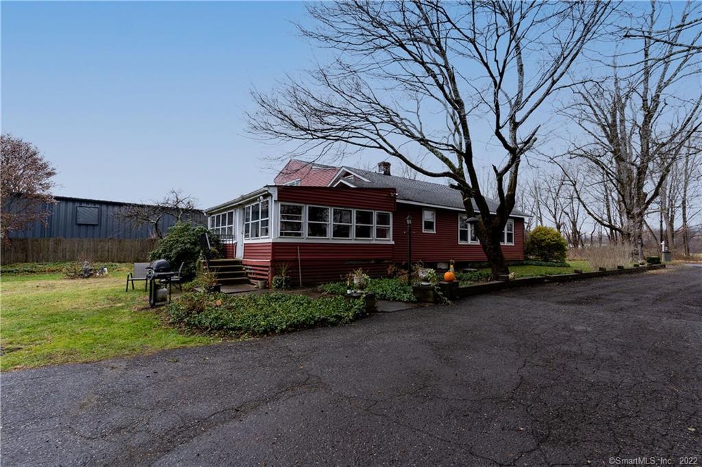 25 Pickett District Road