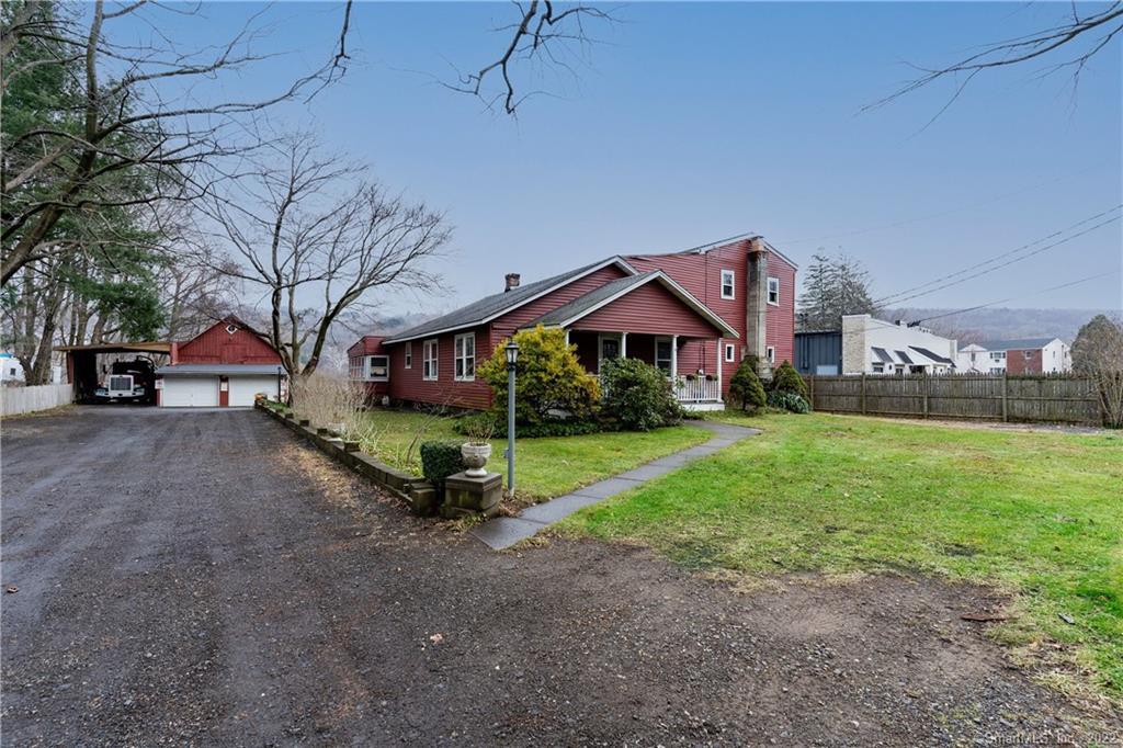 25 Pickett District Road