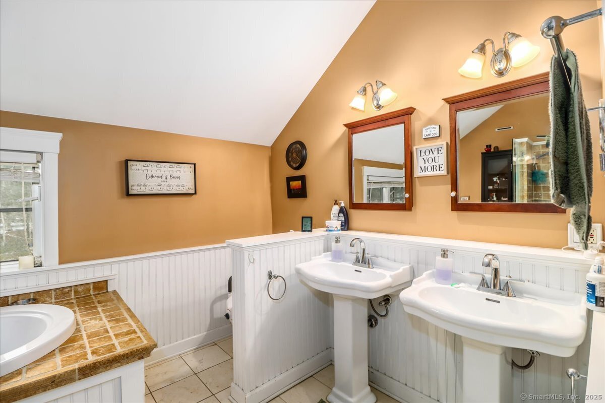 609 Long Mountain Road