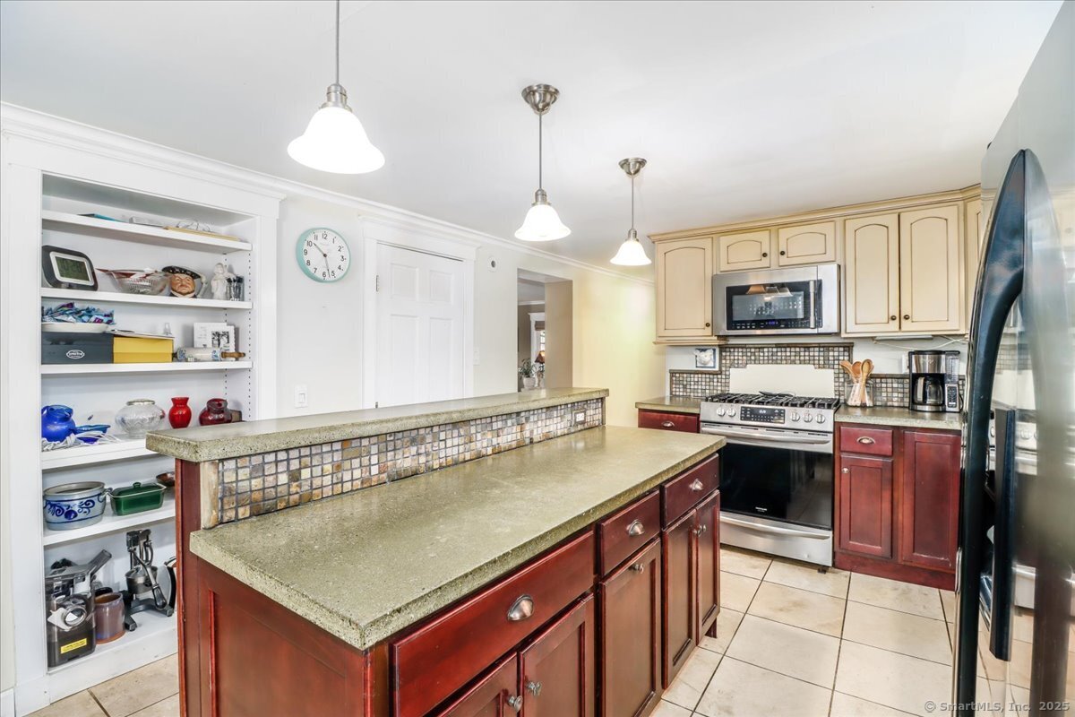 609 Long Mountain Road