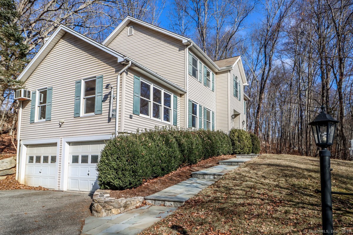 15 Norton Lane