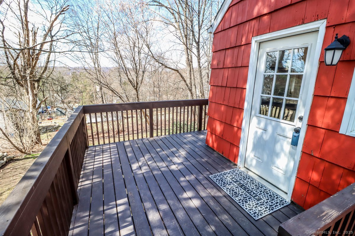 21 Hillside Avenue