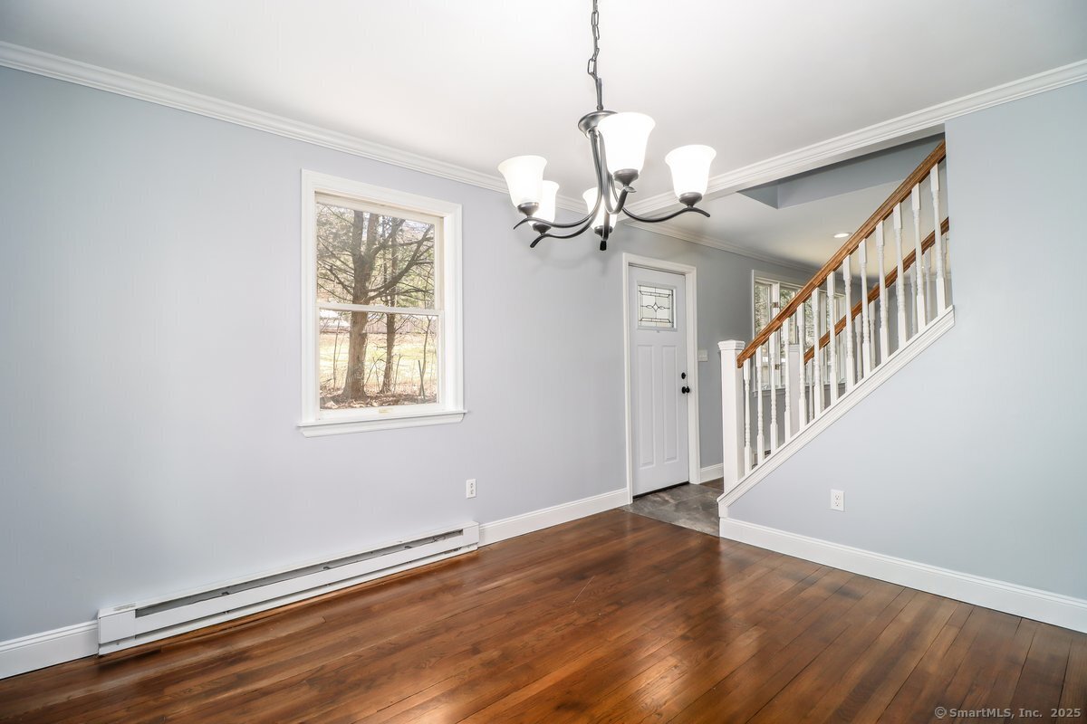 21 Hillside Avenue