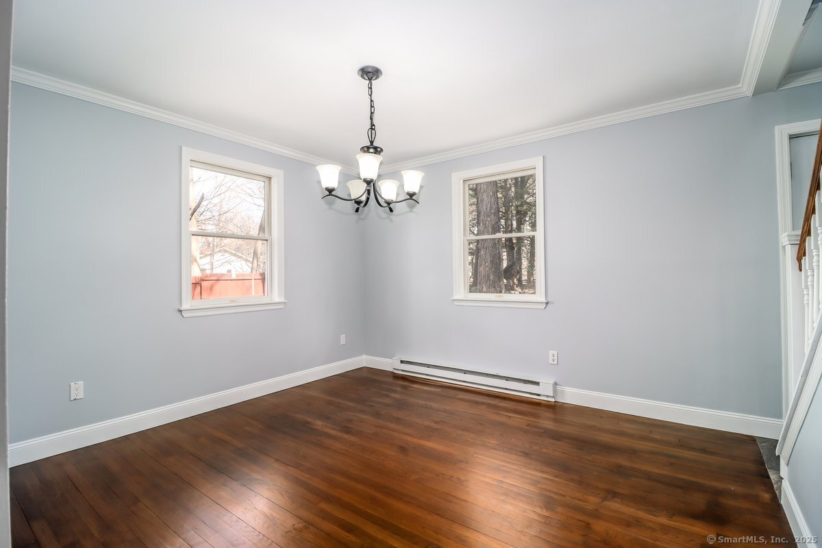 21 Hillside Avenue
