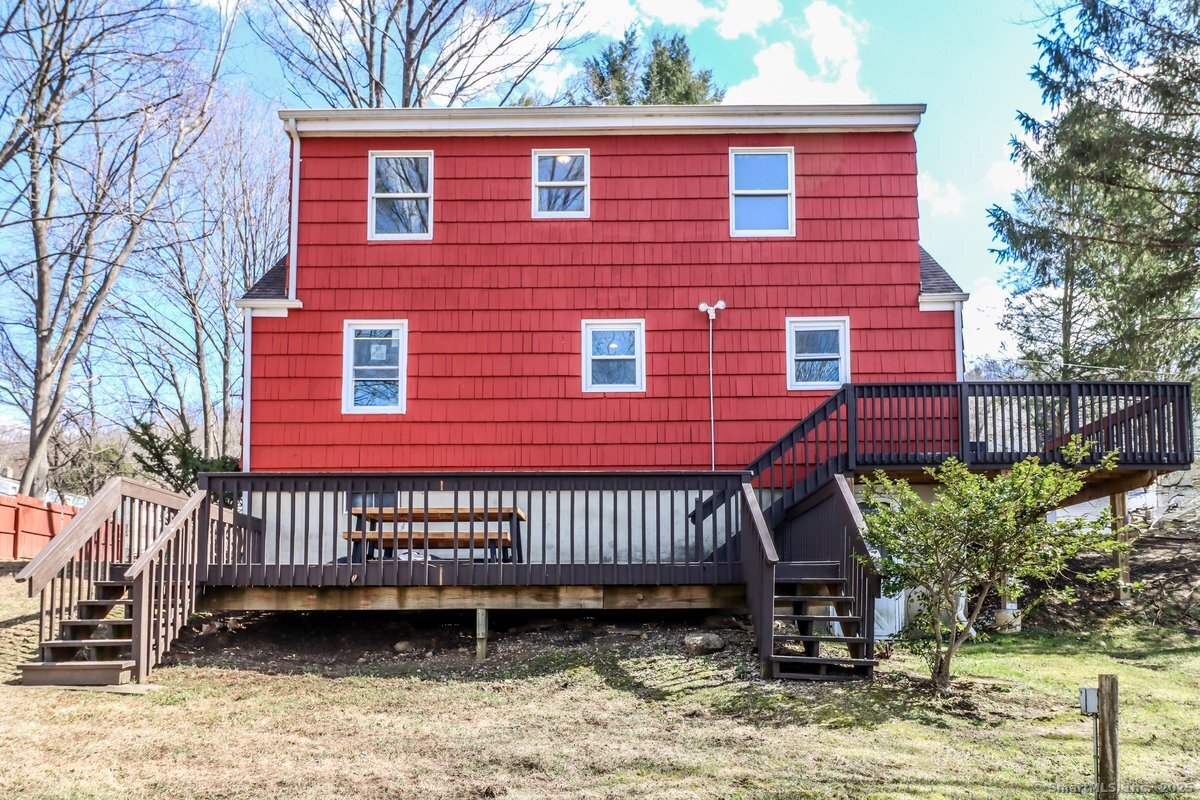 21 Hillside Avenue