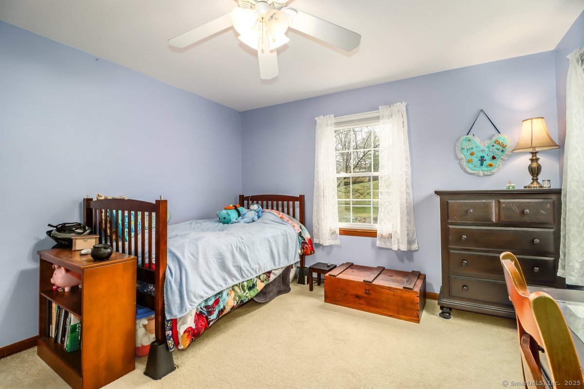 11 Glenbrook Drive