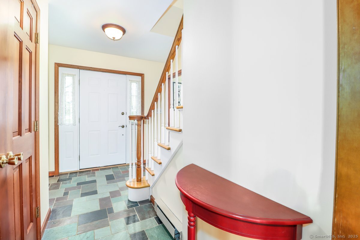 11 Glenbrook Drive