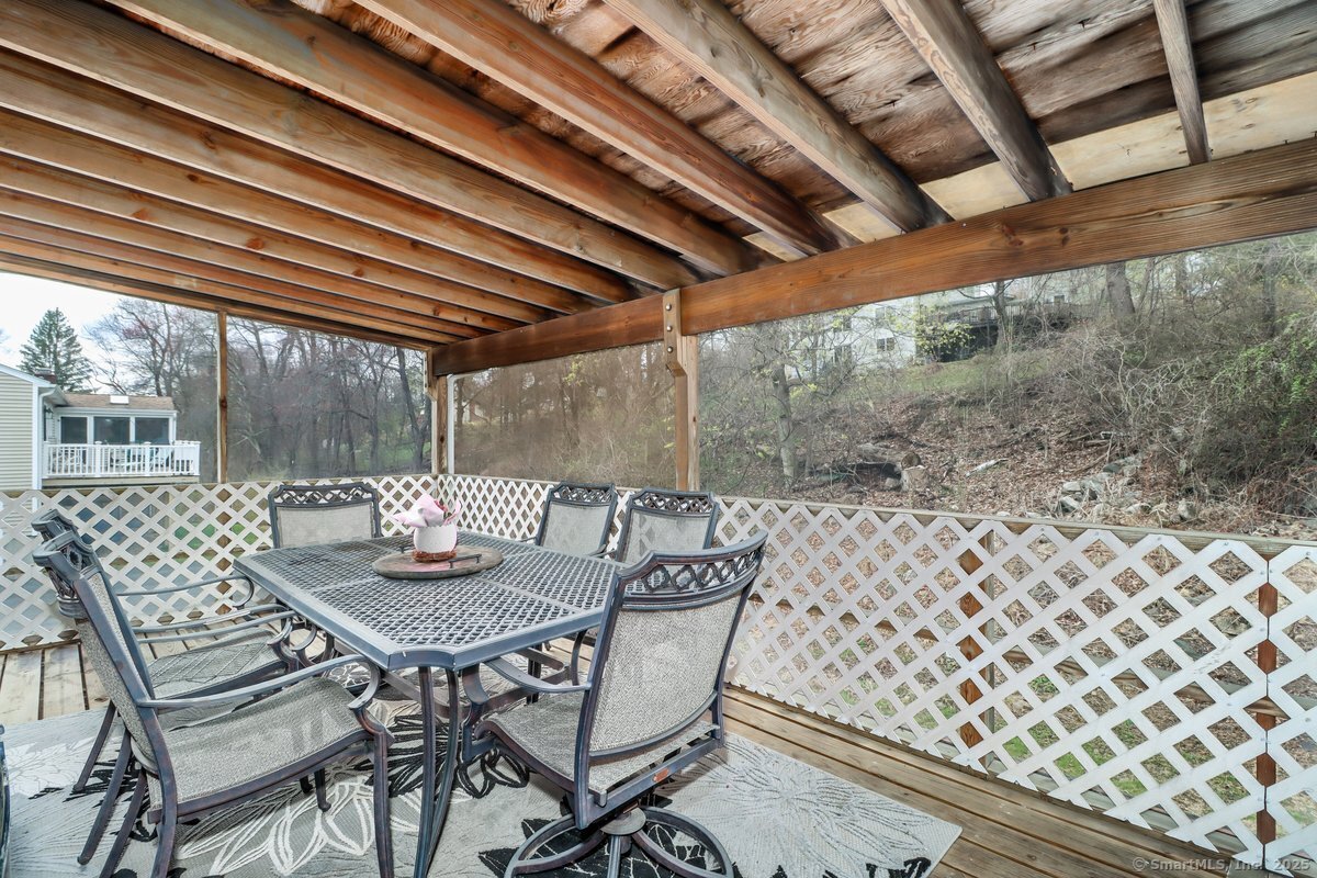 6 Glen Road
