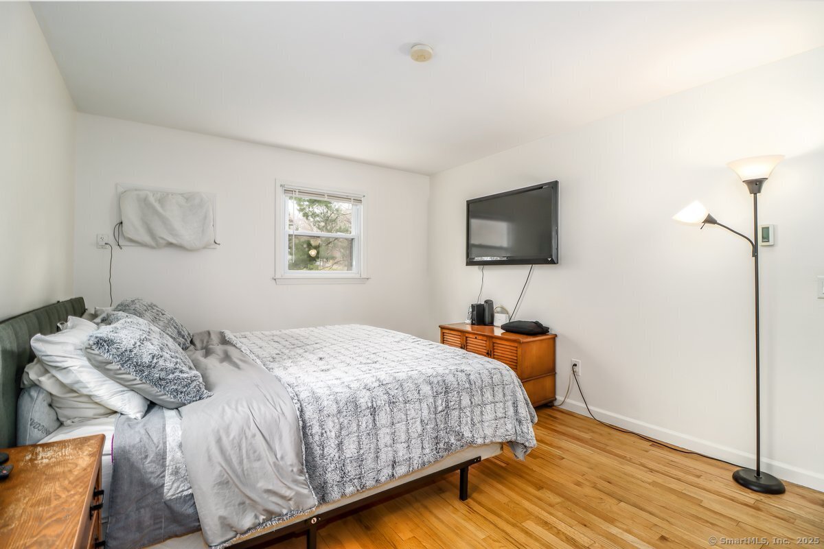 6 Glen Road