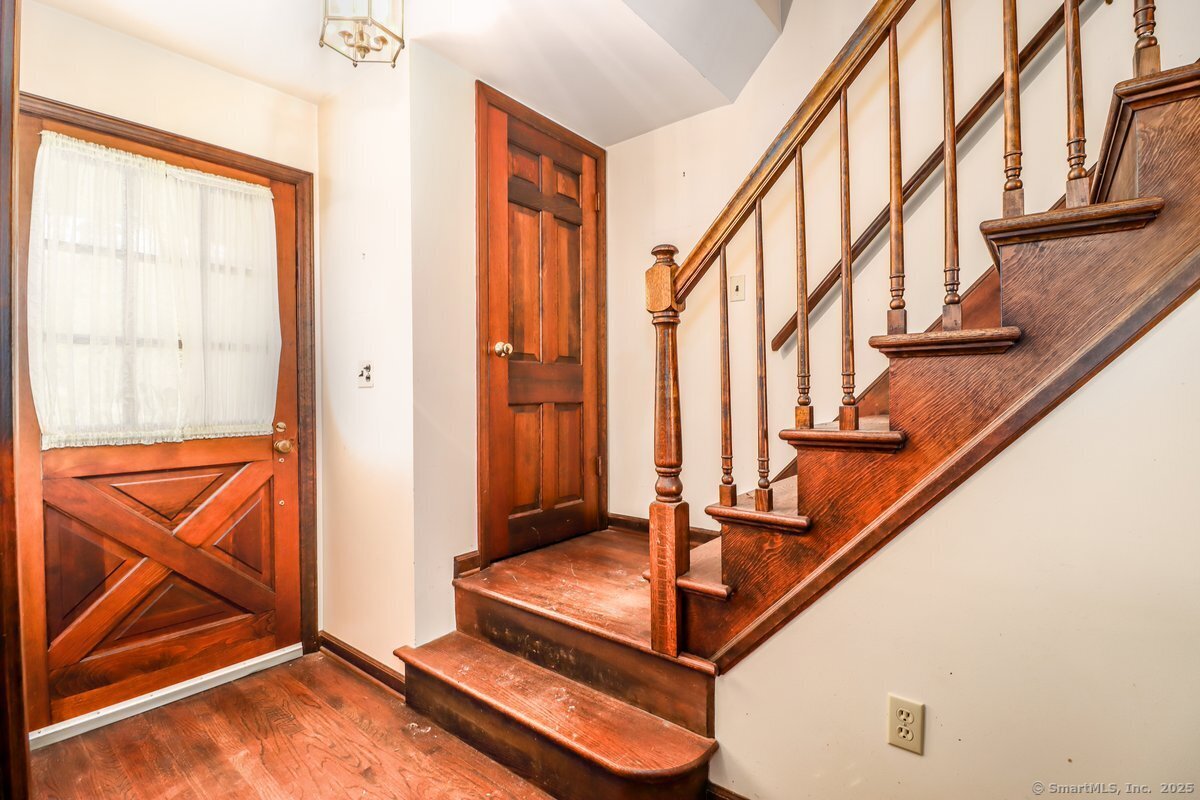 10 Meadow Lane