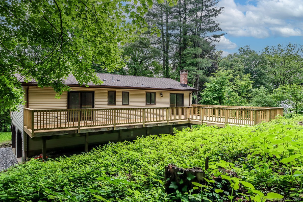 4 Deer Run Trail