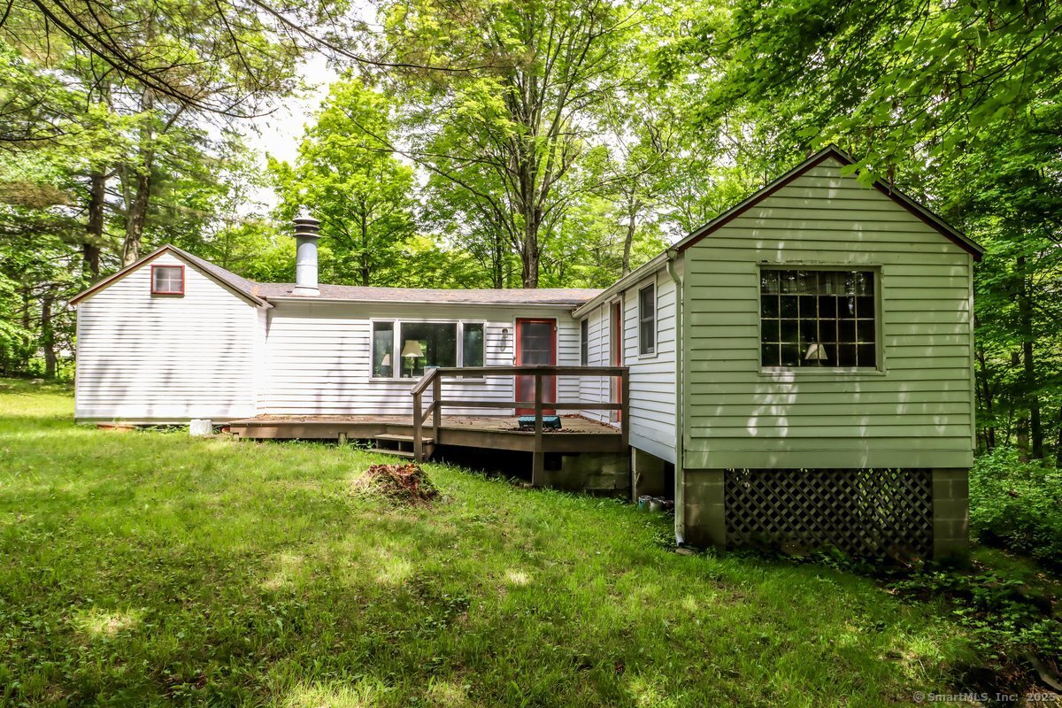 21 New Preston Hill Road