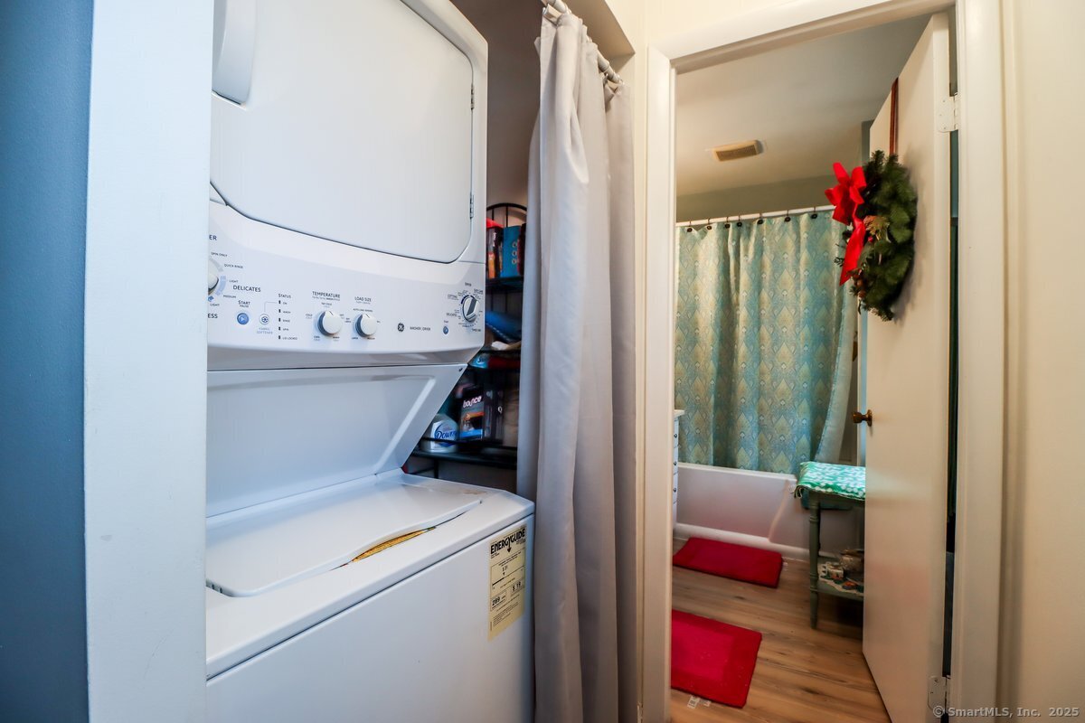 29 Whisconier Village 29