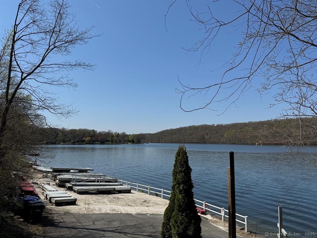 212 Carmen Hill Road