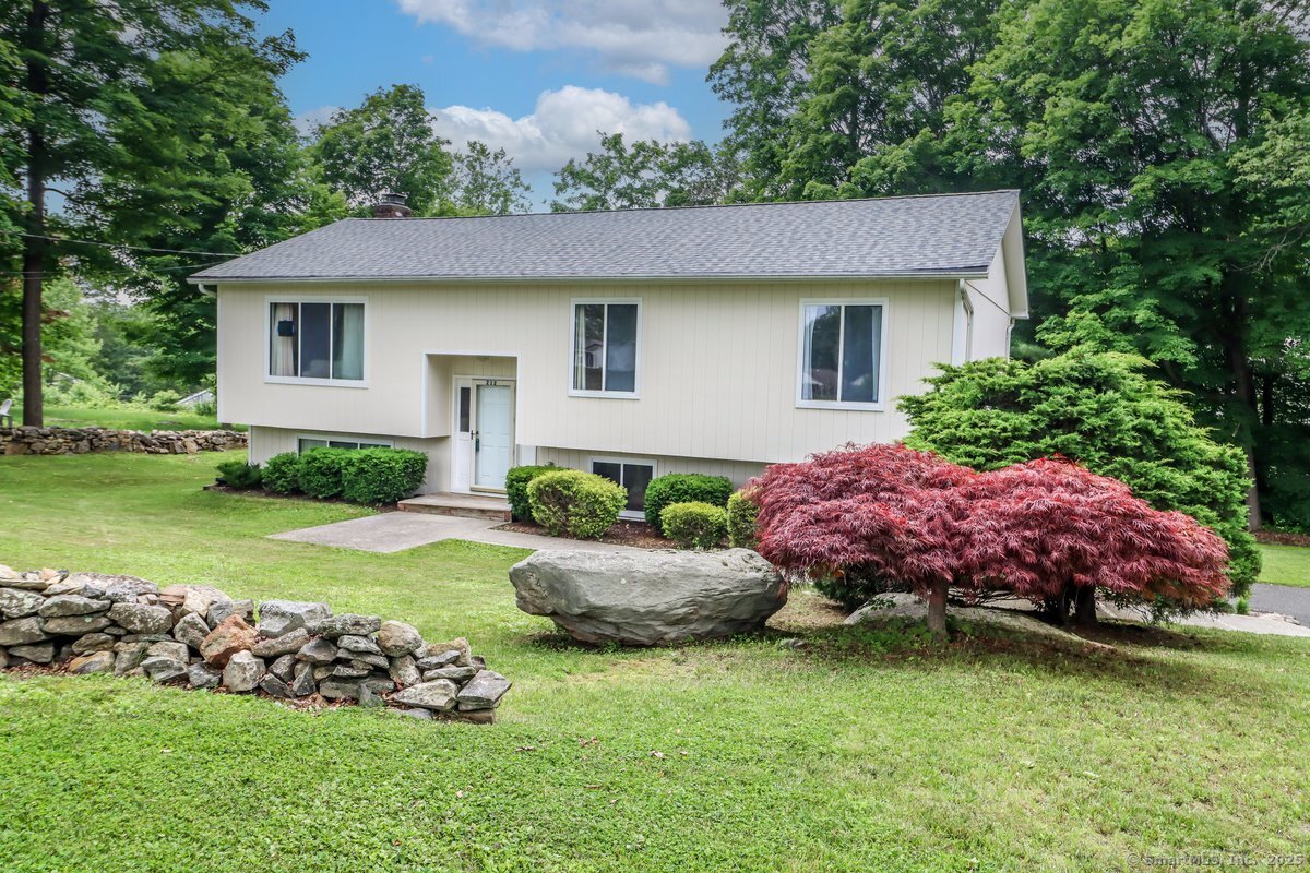 212 Carmen Hill Road