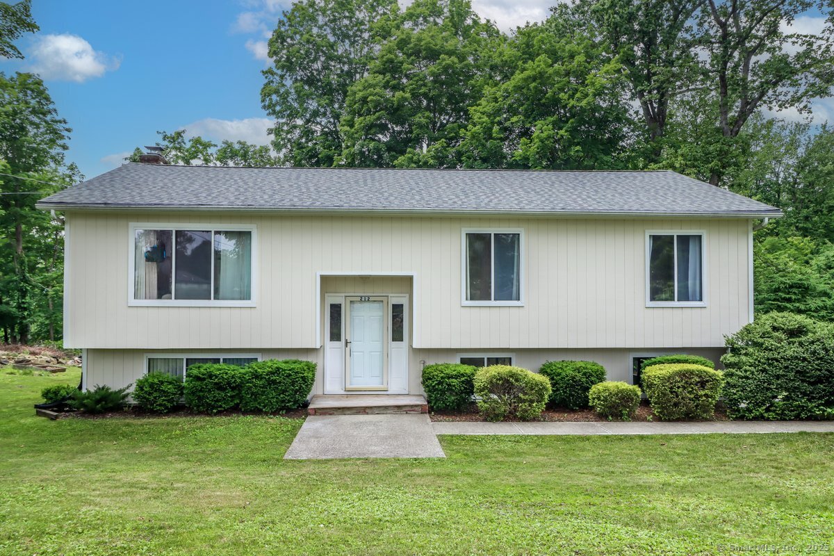 212 Carmen Hill Road