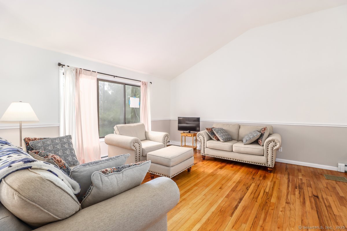212 Carmen Hill Road