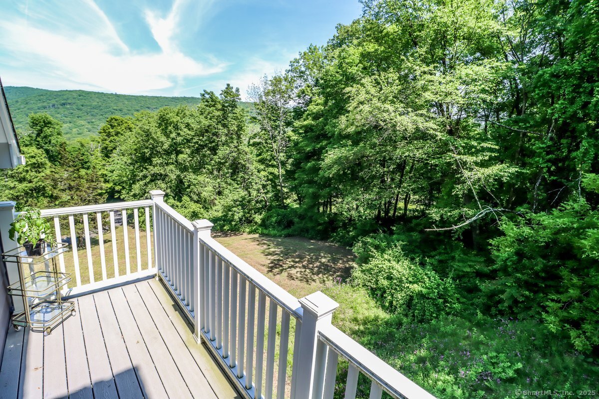 168 Cobble Road
