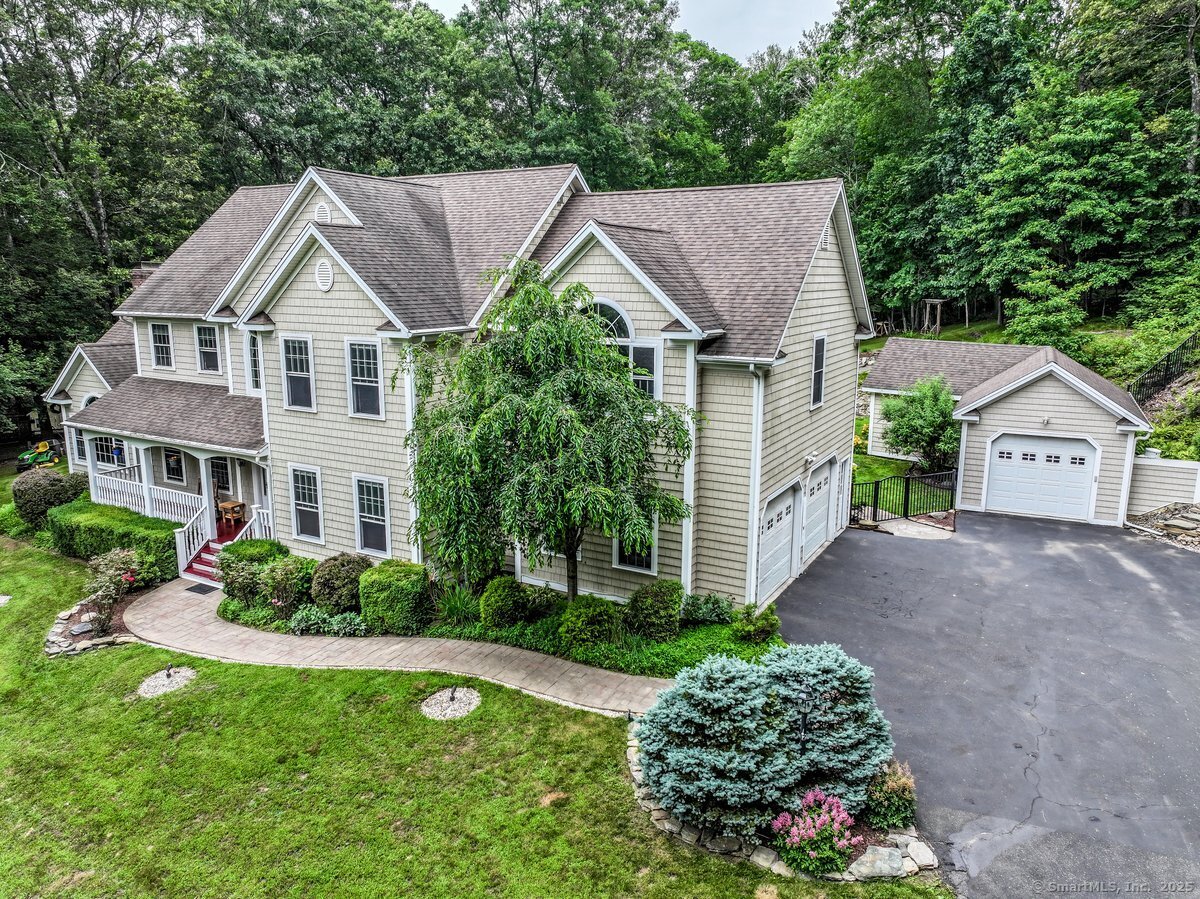 2 Clover Lane