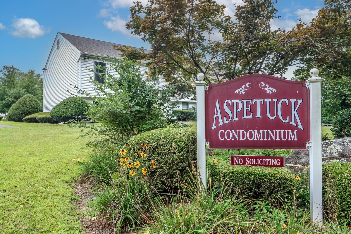 68 Aspetuck Village 68