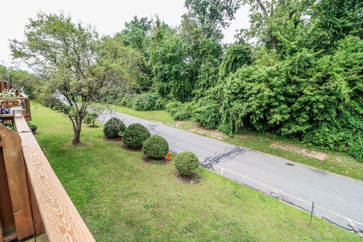 68 Aspetuck Village 68