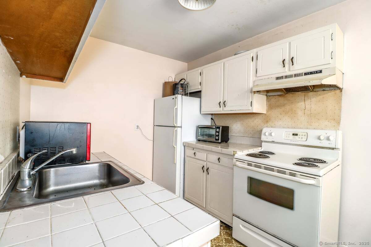 51 Wildman Street A312