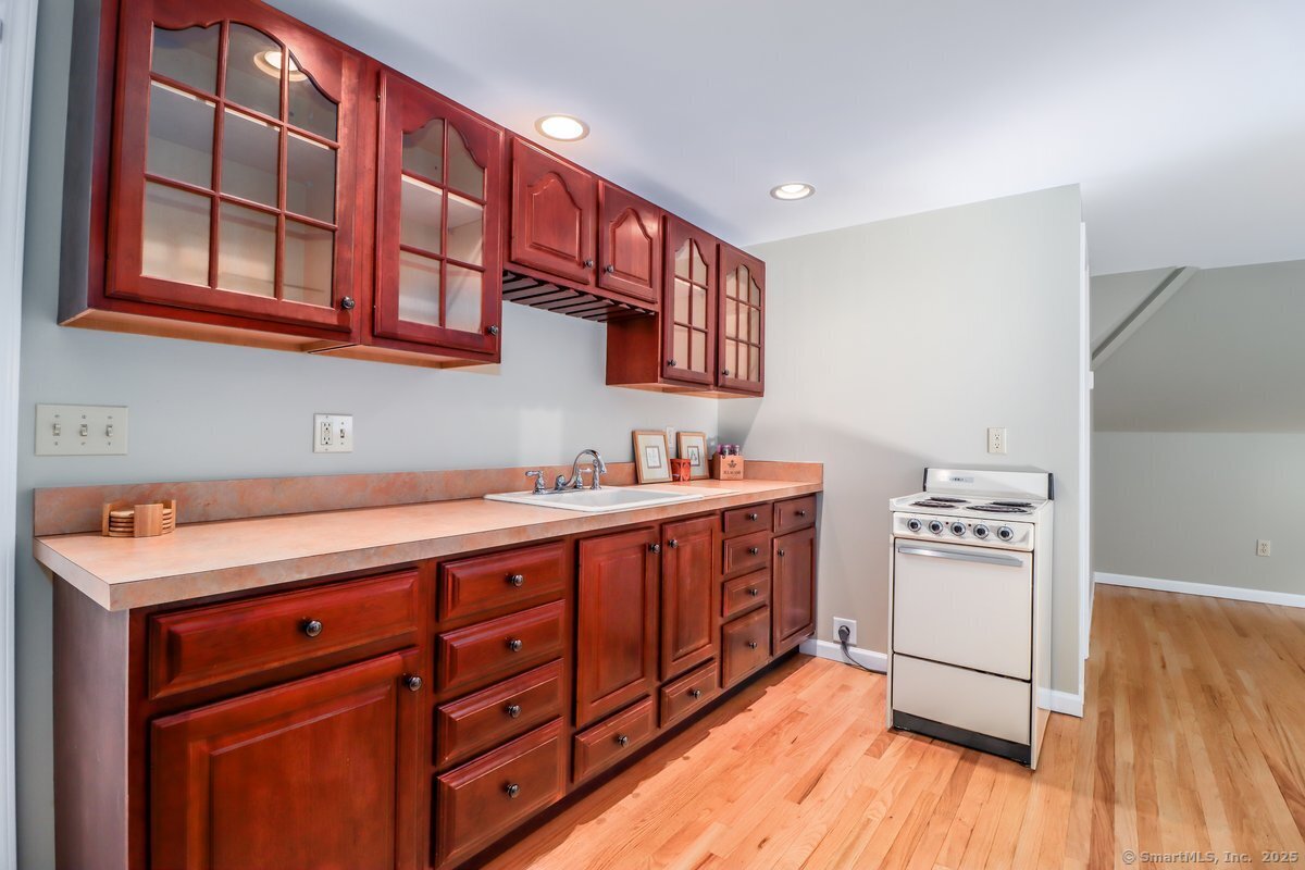 99 Lake Lillinonah Road South